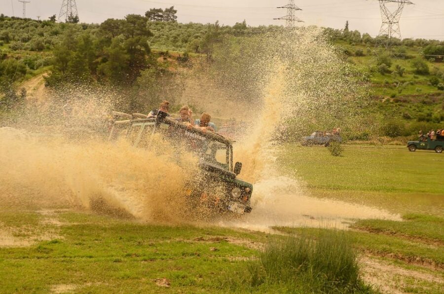 Jeep Safari-Lunch-Boat-Canyon-Waterfall-Foam,Water Party - Green Lake and Oymapınar off-road time: the water part of the day