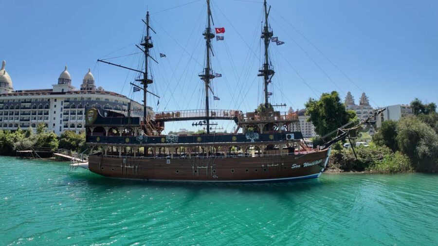 River Cruise Tour Lunch Soft Drinks Foam Party Caretta Swim - Lunch Onboard With Non-Alcoholic Soft Drinks Included