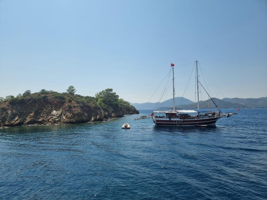 Side: Dolphin Island Boat Tour with BBQ Lunch - Price and value: what $41 gets you (and what it doesn’t)