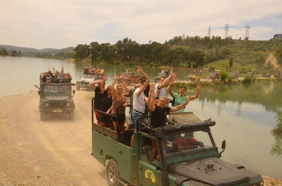Side: Green Canyon and Waterfall Jeep Safari with Lunch - The Roman Aqueduct Photo Break: Quick stop, good context