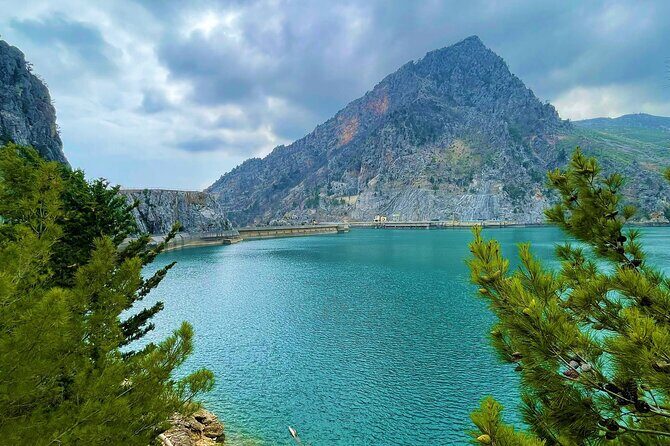 Side / Manavgat : Green Canyon Boat Trip w/ Lunch & Soft Drinks - Manavgat Dam stop: electricity, river context, and a break from the water