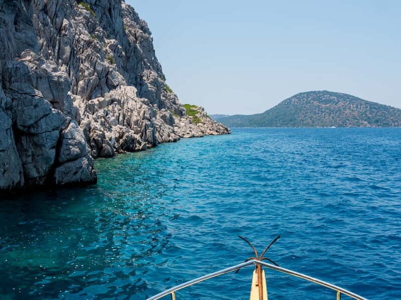 Side: Pirate Boat Trip with Lunch & Swimming Stops - Price and what $26 really buys you